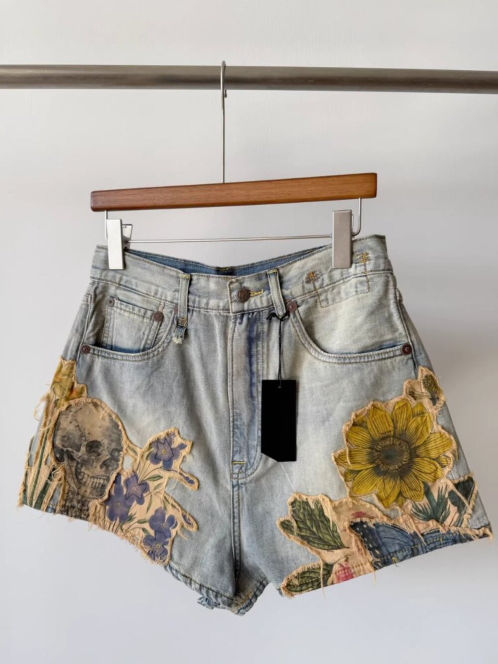 R13 NWOT Venti Short